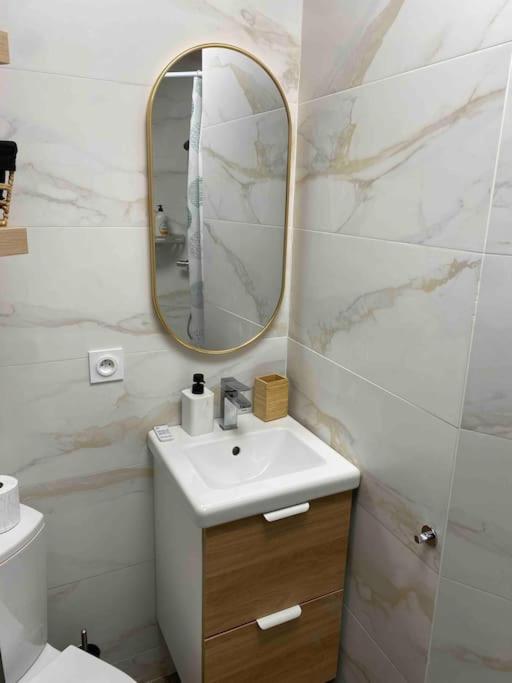 Apt Charmant, Proche Gare Et Centre Historique - Climatisation Et Wifi Montpellier Ngoại thất bức ảnh